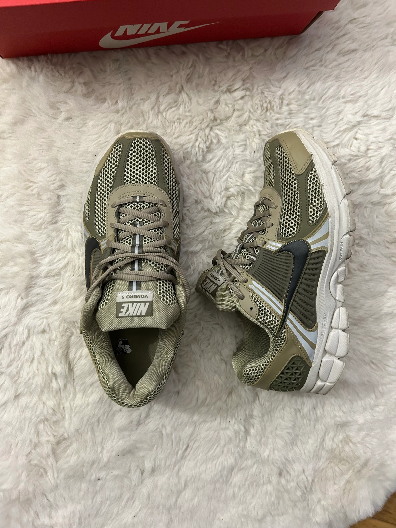 Nike vomero, talla 42, caqui – photo 5